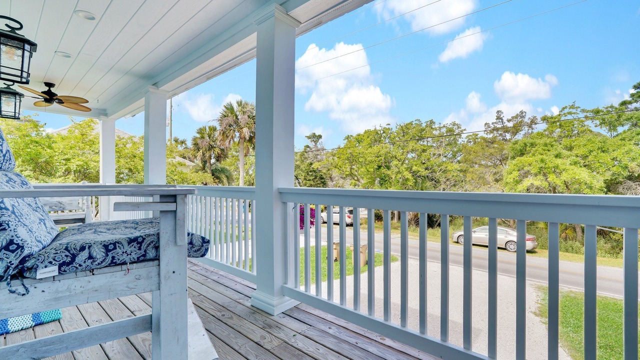 Photo of Patio Balcony in Savannah Beach