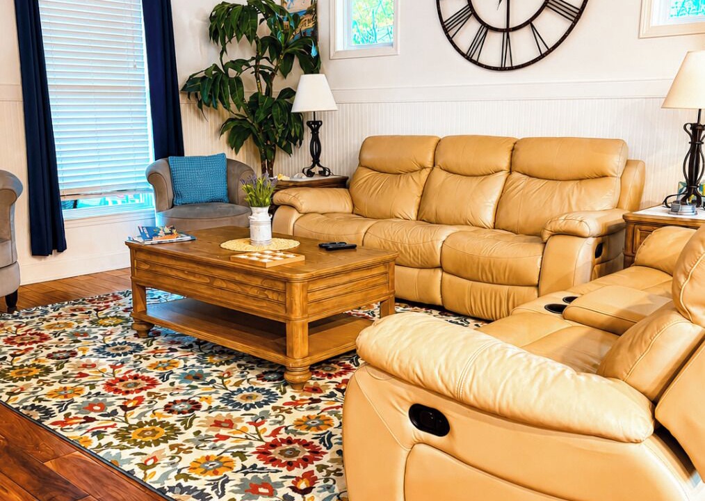 Photo of Livingroom in Savannah Beach