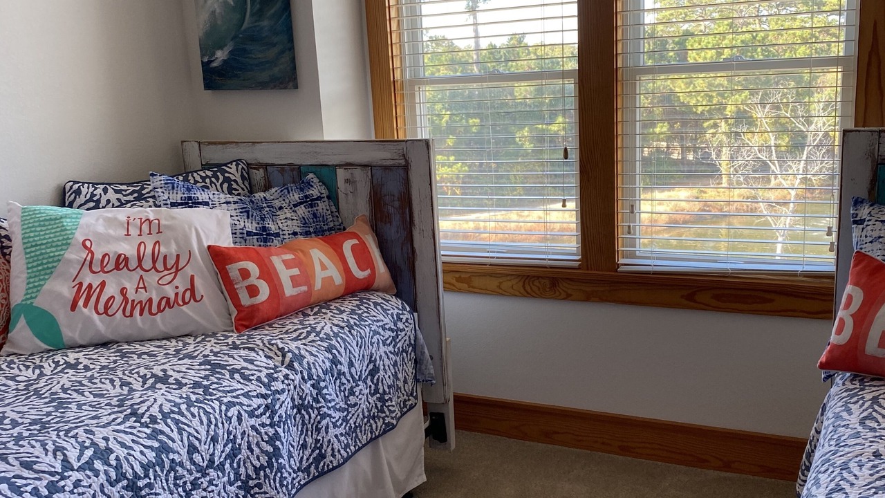 Photo of Bedroom in Bermuda Bay