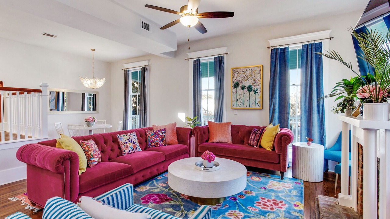 Photo of Livingroom in Savannah Victorian District