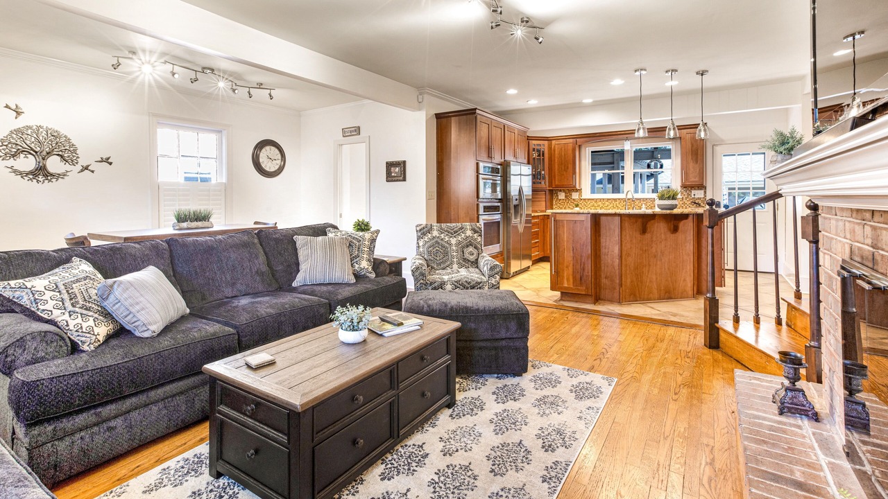 Photo of Livingroom in Midtown