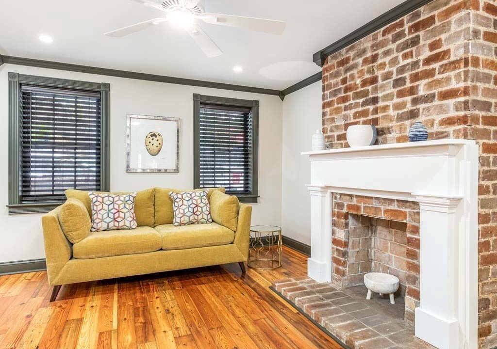 Photo of Livingroom in Savannah Victorian District