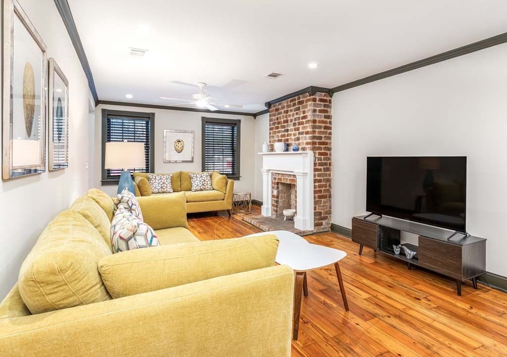 Photo of Livingroom in Savannah Victorian District