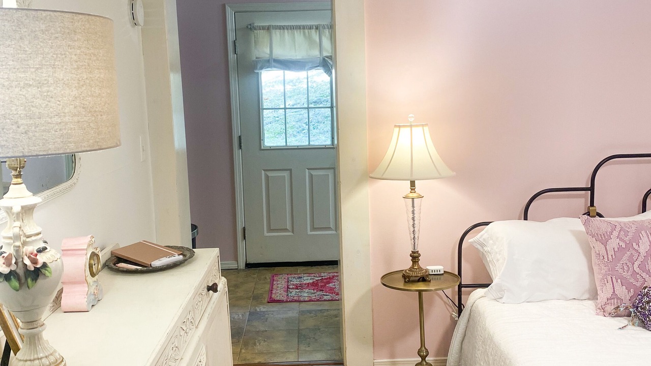 Photo of Bathroom in Eureka Springs Historic District