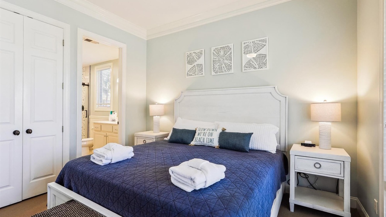 Photo of Bedroom in Palmetto Dunes