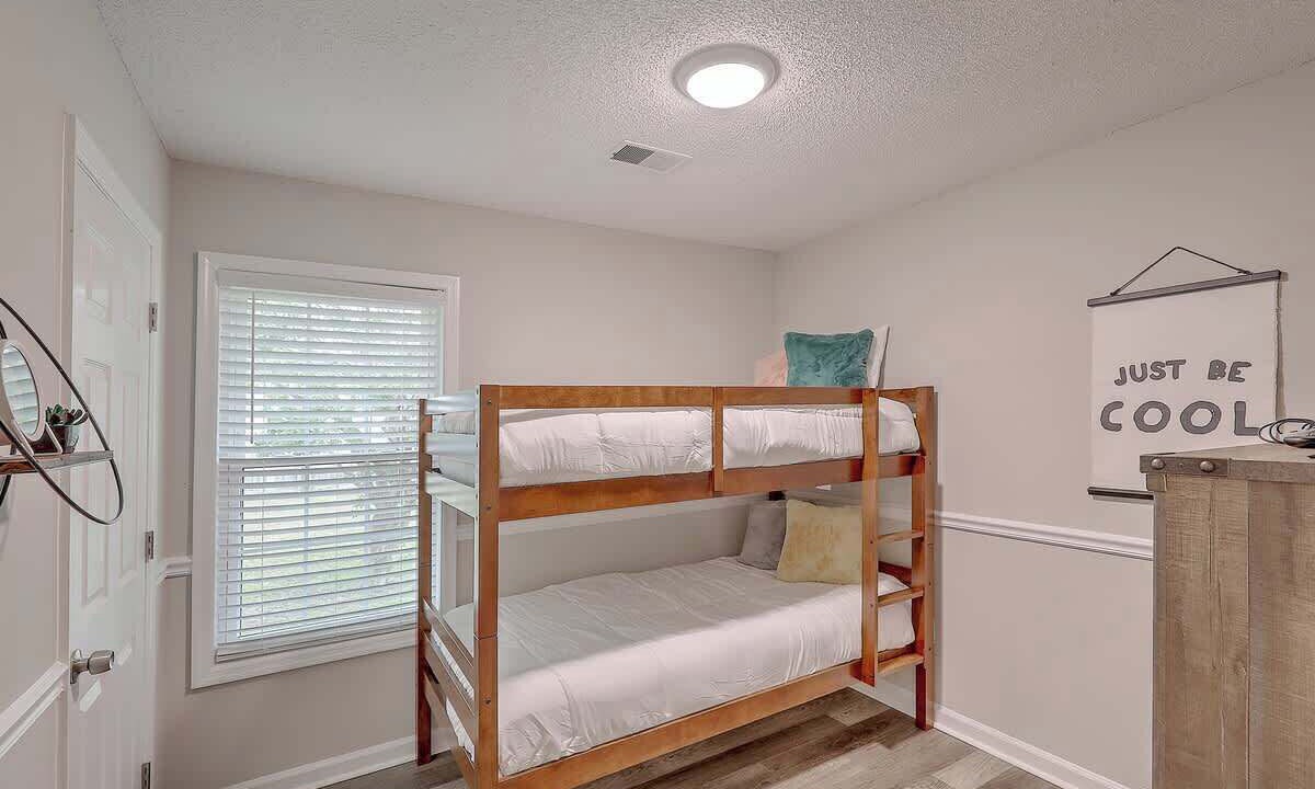 Photo of Bedroom in Summerville