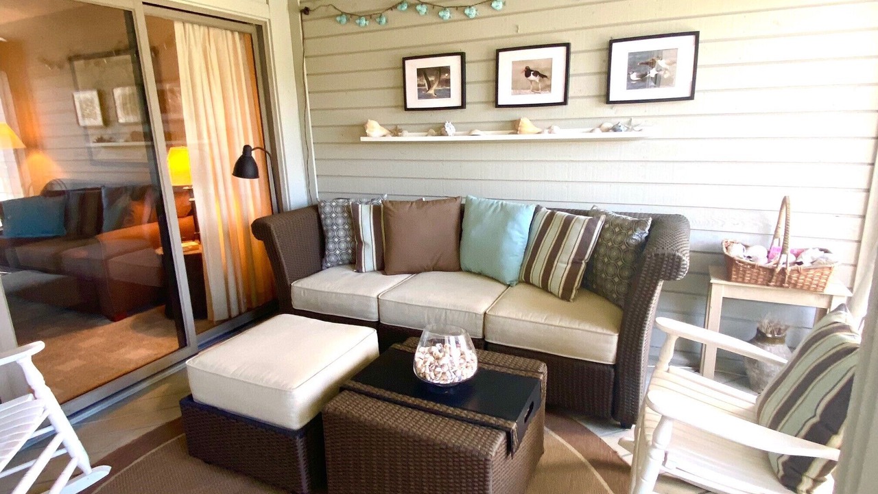 Photo of Livingroom in Seabrook Island