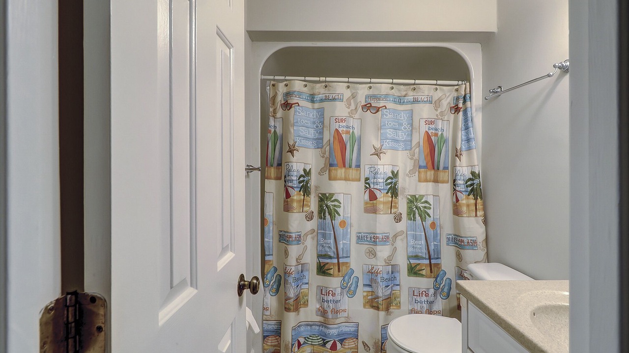Photo of Bathroom in Shipyard Plantation