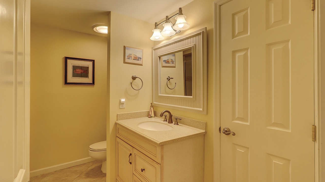 Photo of Bathroom in Shipyard Plantation