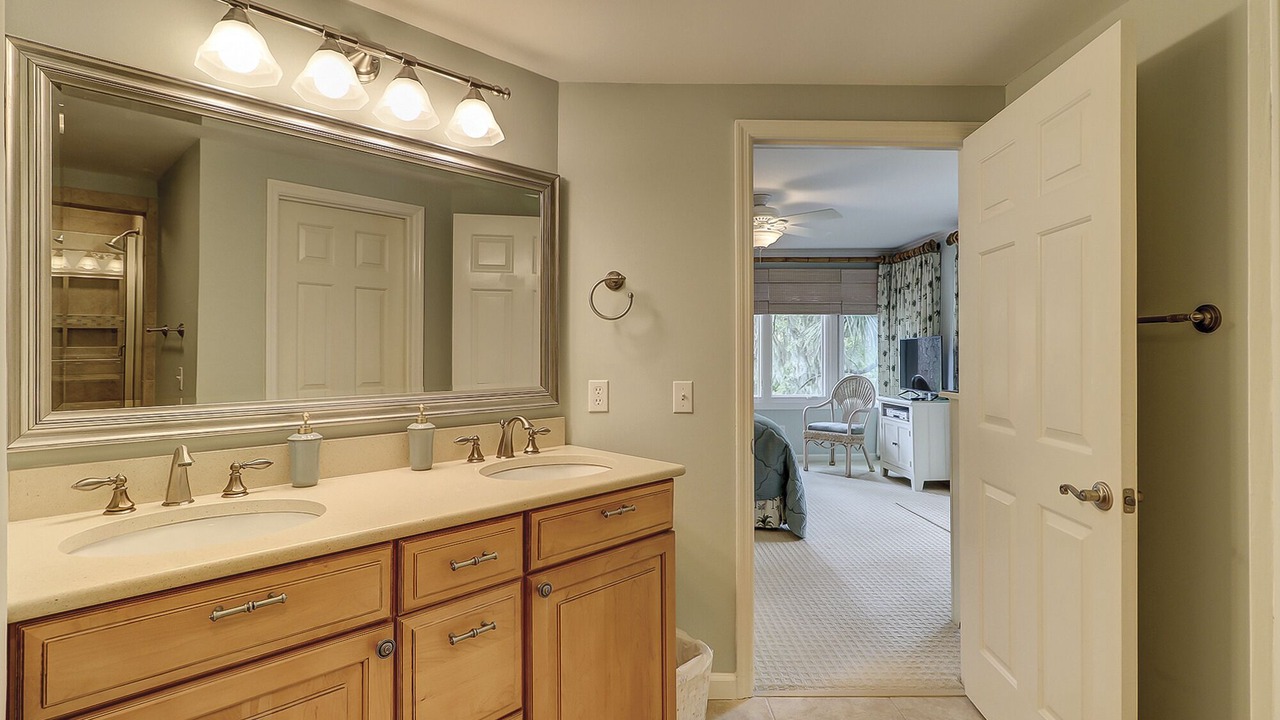 Photo of Bathroom in Shipyard Plantation