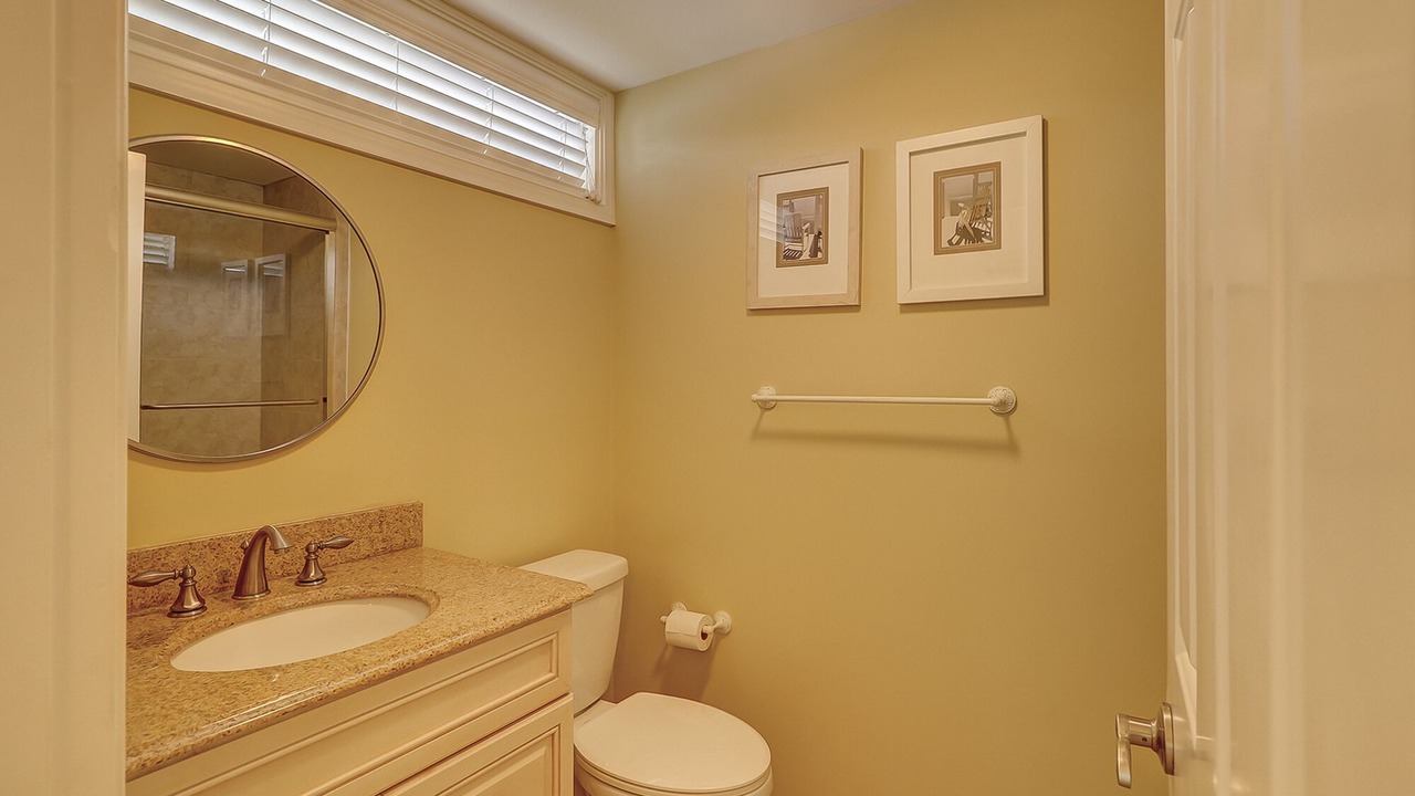 Photo of Bathroom in Shipyard Plantation