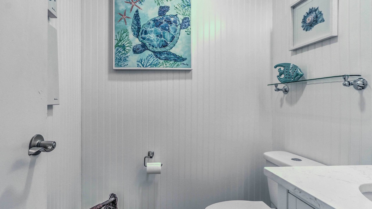 Photo of Bathroom in Oceanmarsh Subdivision