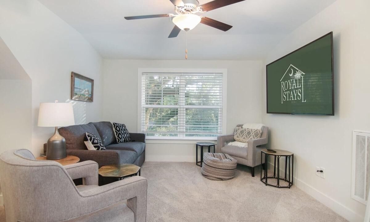 Photo of Livingroom in Mount Pleasant