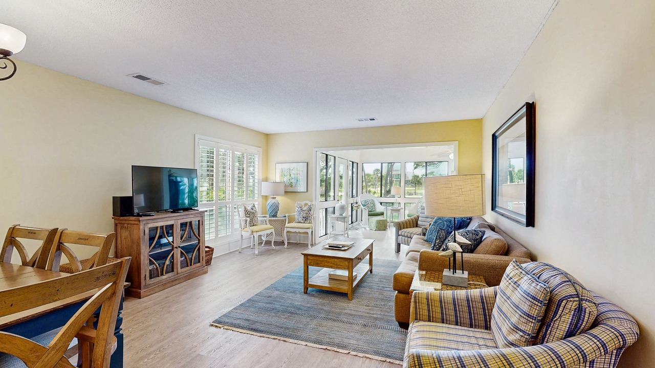Photo of Livingroom in Seabrook Island