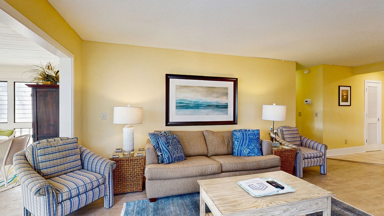 Photo of Livingroom in Seabrook Island