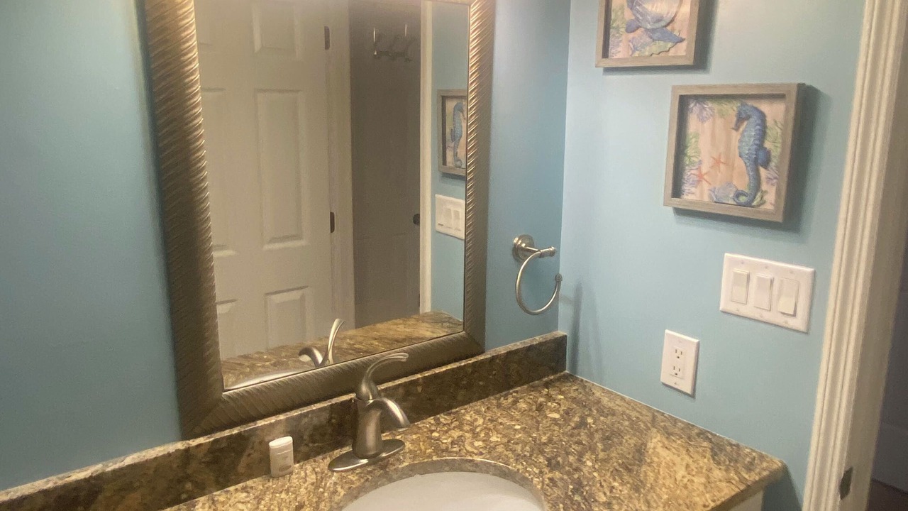 Photo of Bathroom in Shipyard Plantation