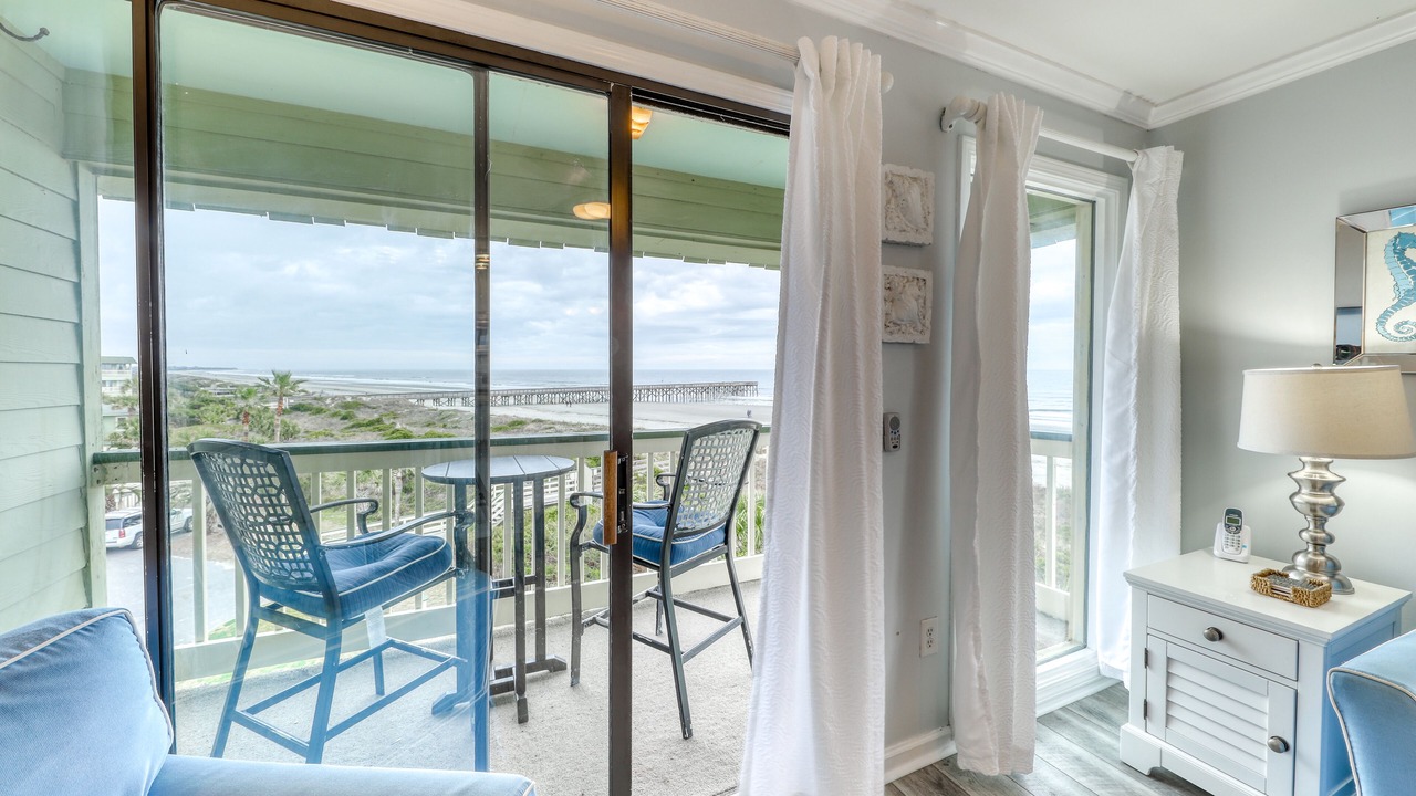 Photo of Livingroom in Isle of Palms