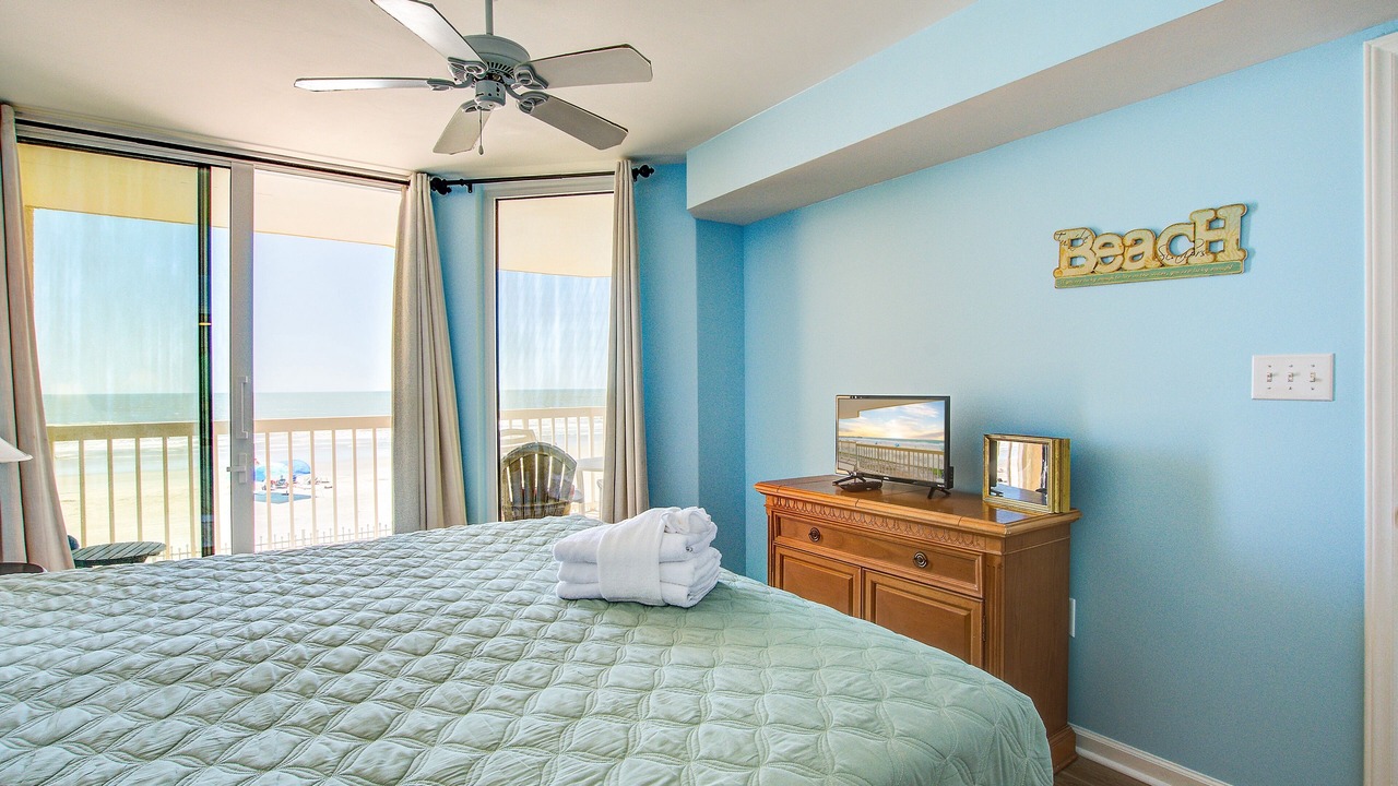 Photo of Bedroom in Folly Beach