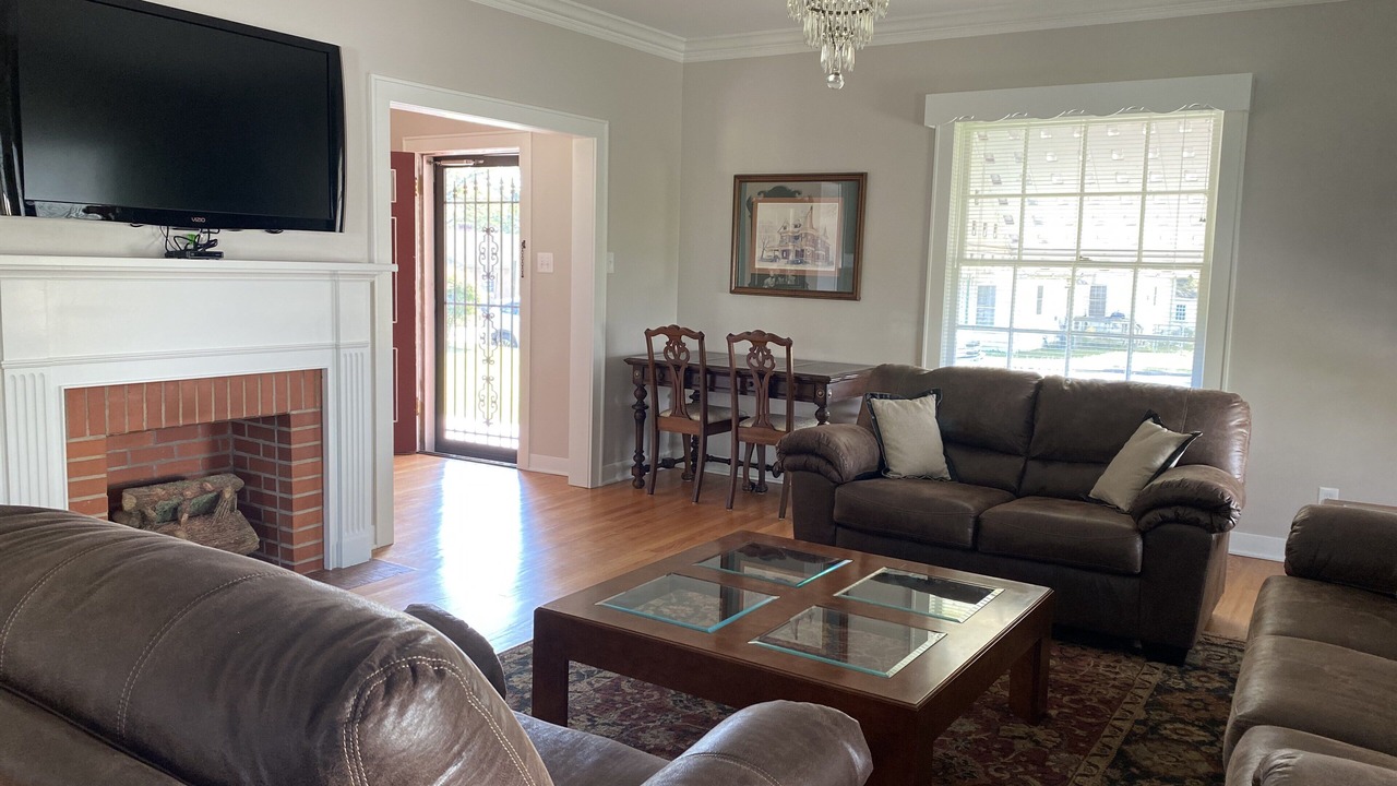 Photo of Livingroom in Hot Springs