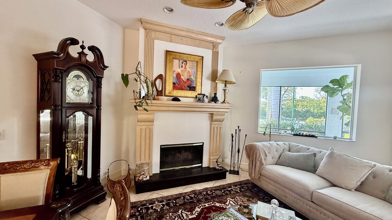 Photo of Livingroom in South Sarasota