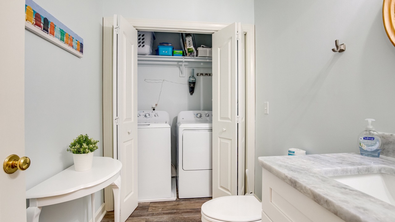 Photo of Bathroom in Sunset Point