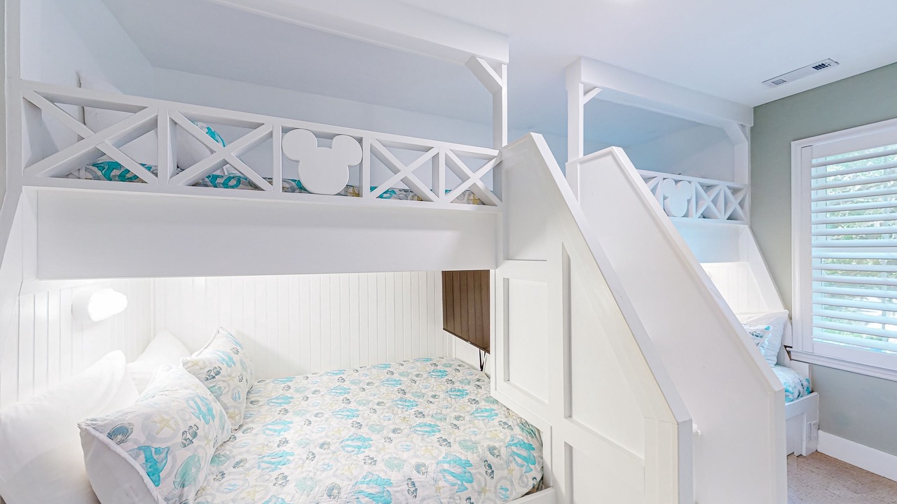Photo of Bedroom in North Forest Beach
