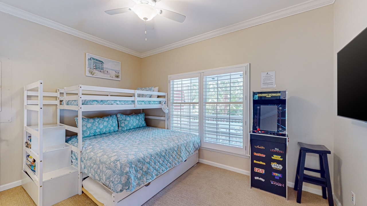 Photo of Bedroom in North Forest Beach