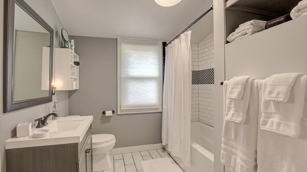 Photo of Bathroom in Bloomingdale