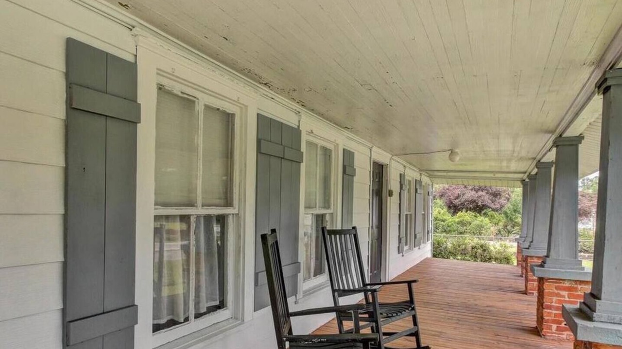 Photo of Outdoor in Bloomingdale
