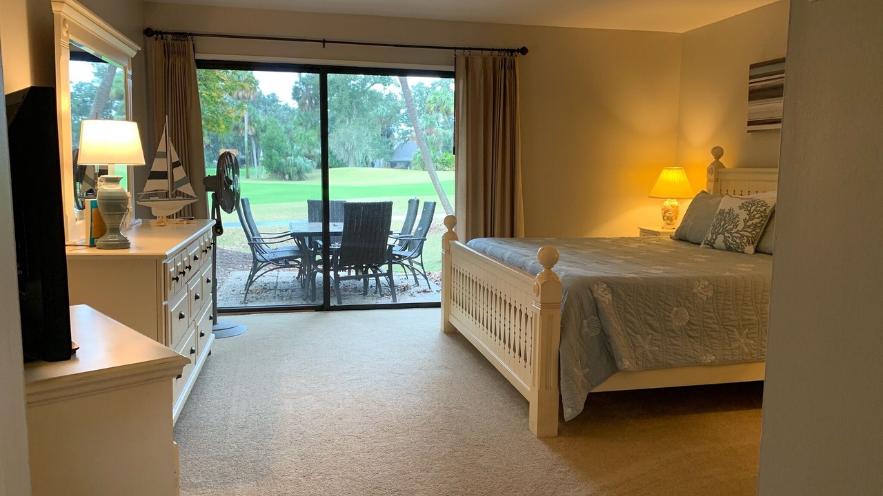Photo of Bedroom in Palmetto Dunes