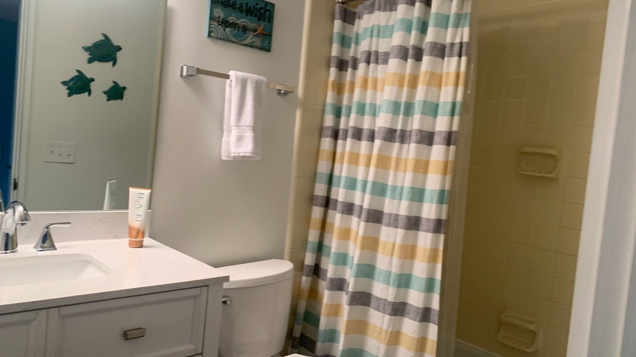 Photo of Bathroom in Palmetto Dunes