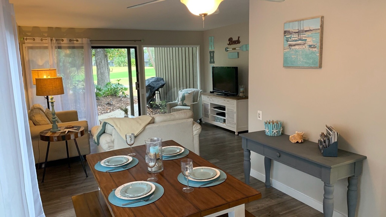 Photo of Livingroom in Palmetto Dunes