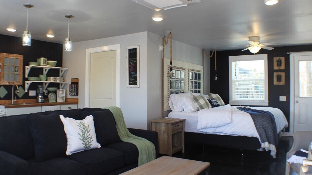 Photo of Bedroom in Downtown