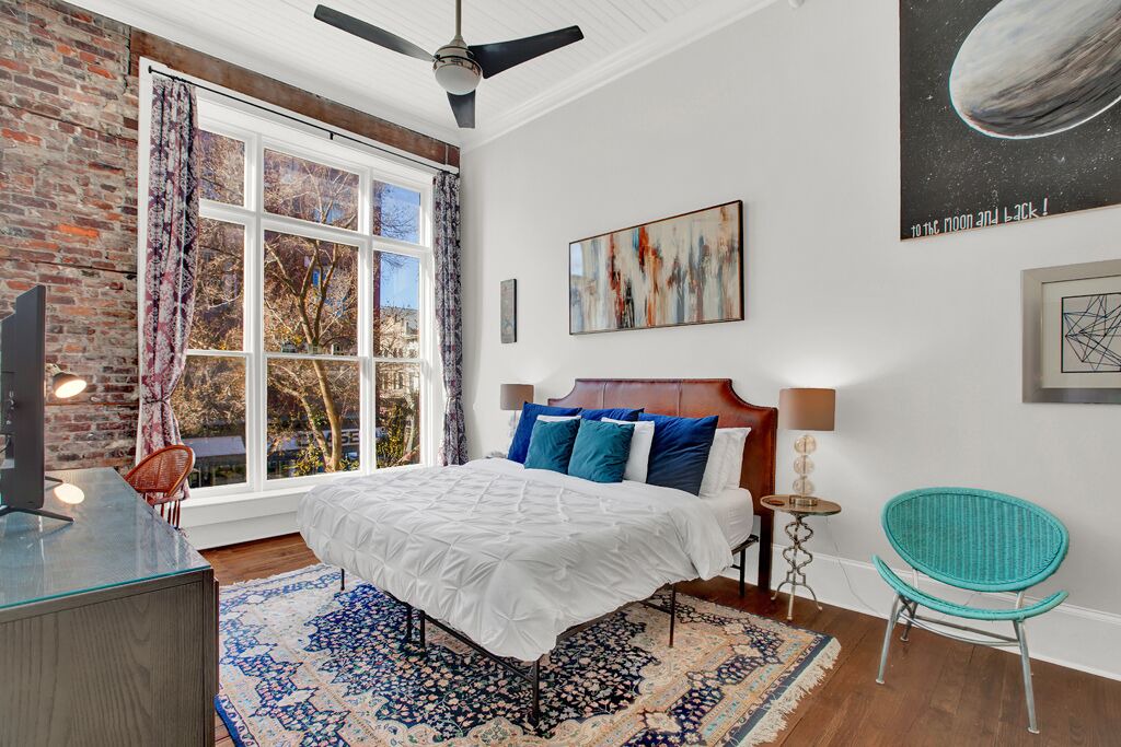 Photo of Bedroom in Historic District - North