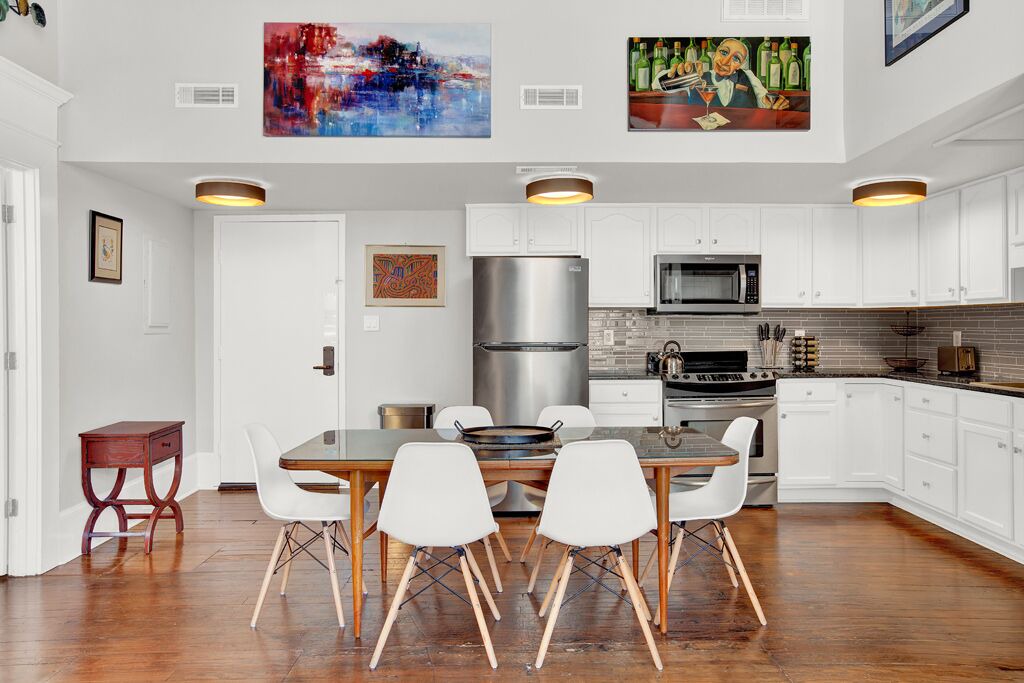 Photo of Kitchen in Historic District - North