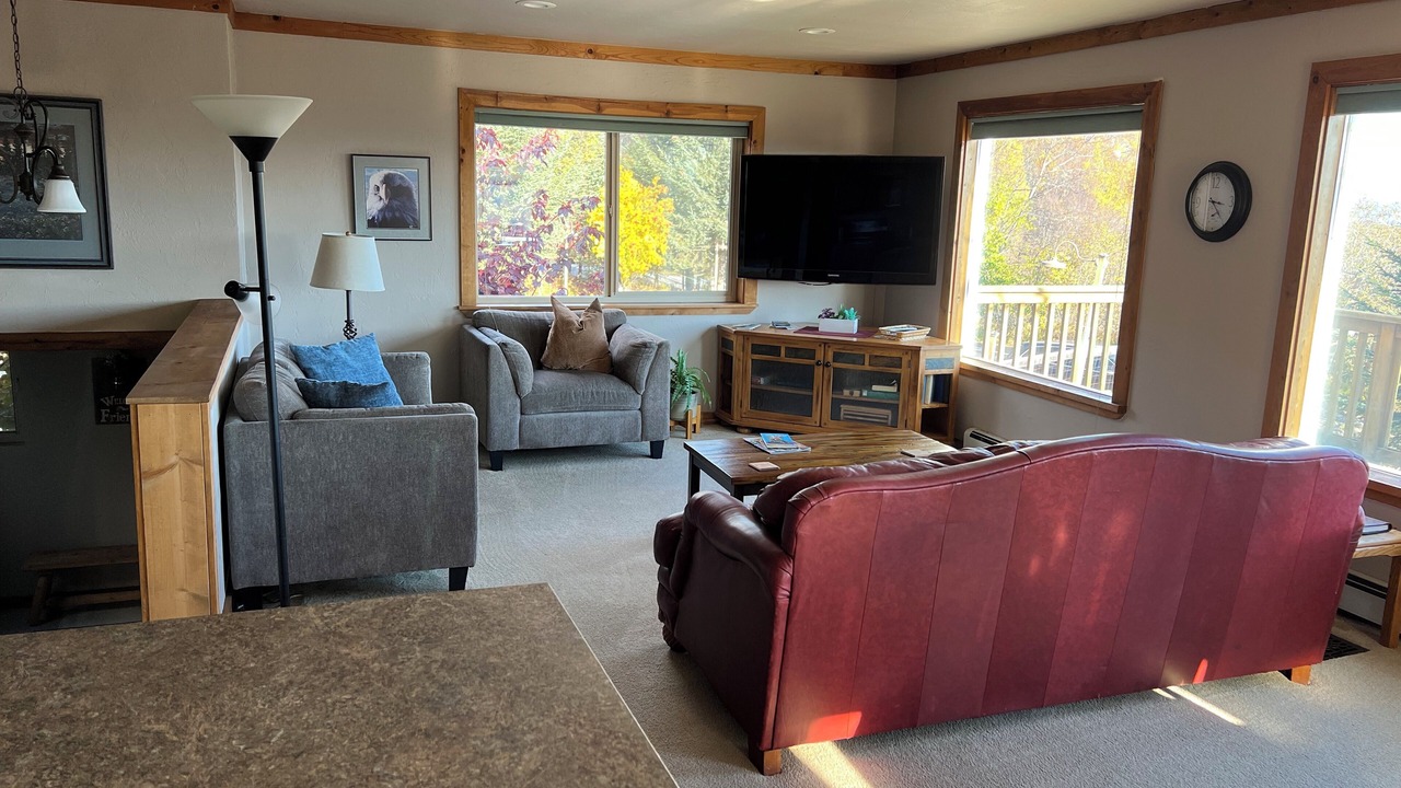 Photo of Livingroom in Kachemak