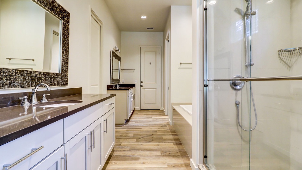 Photo of Bathroom in Heritage Woods