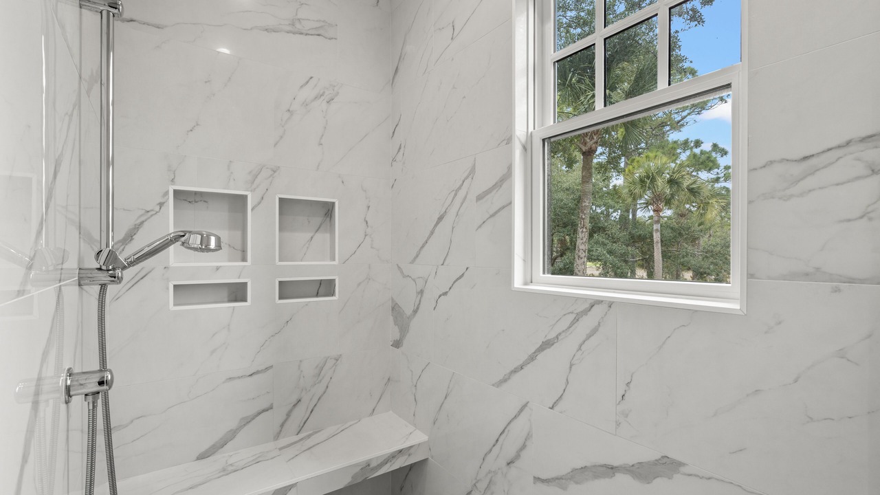 Photo of Bathroom in Vanderhorst Plantation