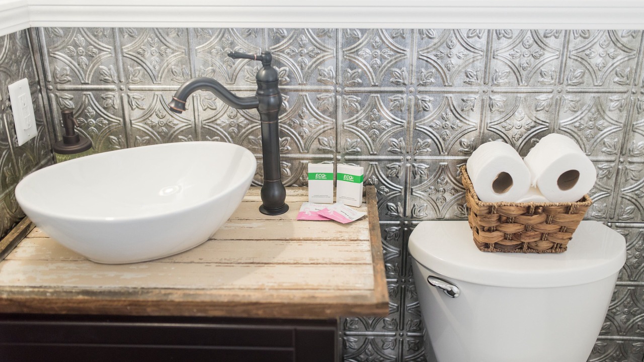 Photo of Bathroom in Summerville Historic District