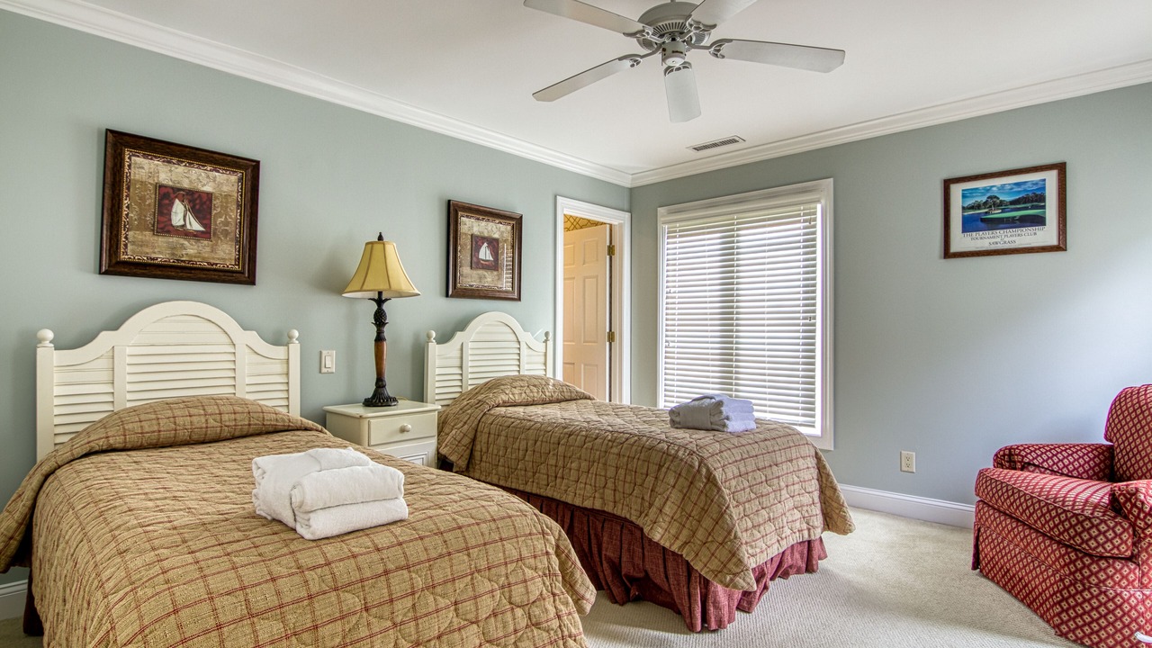 Photo of Bedroom in Beach Lagoon