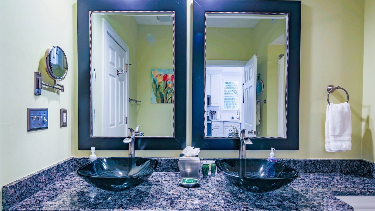 Photo of Bathroom in Isle of Palms