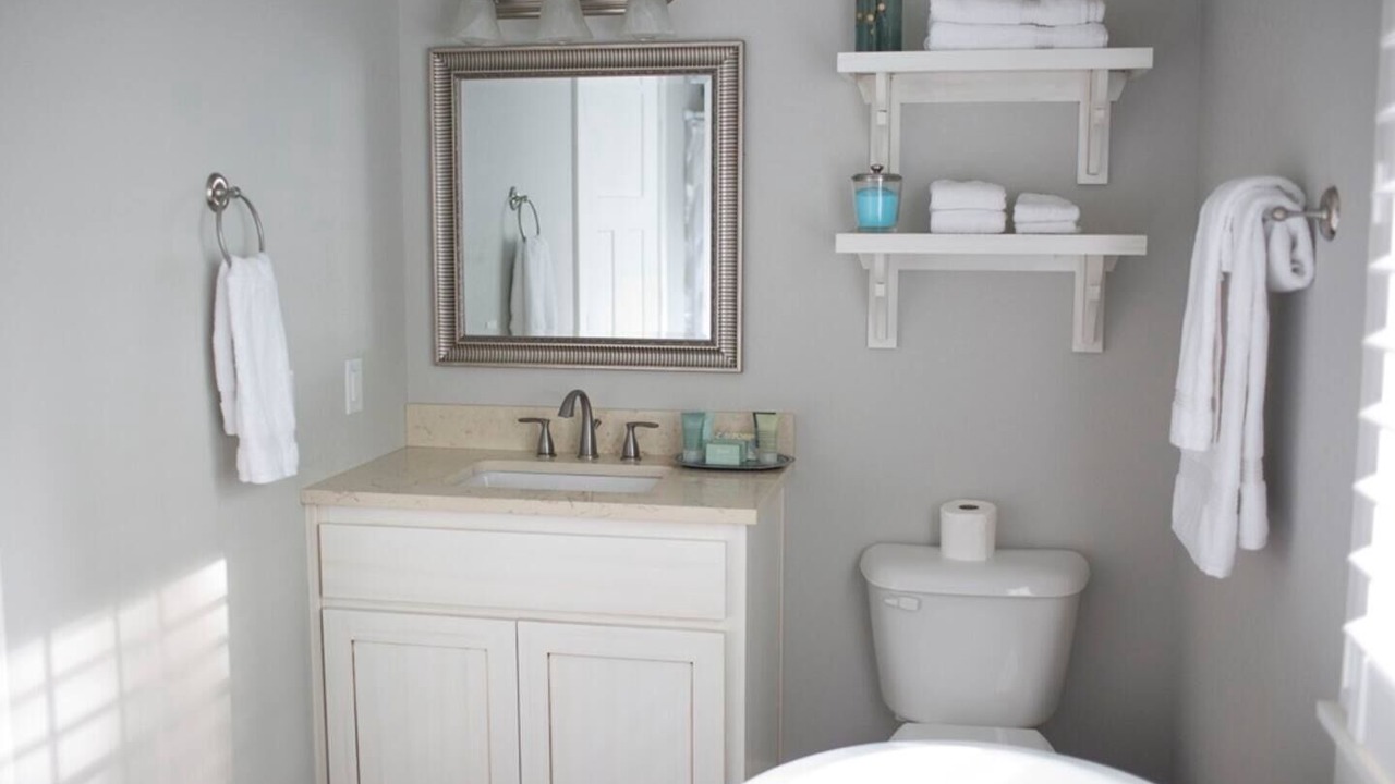 Photo of Bathroom in Mena