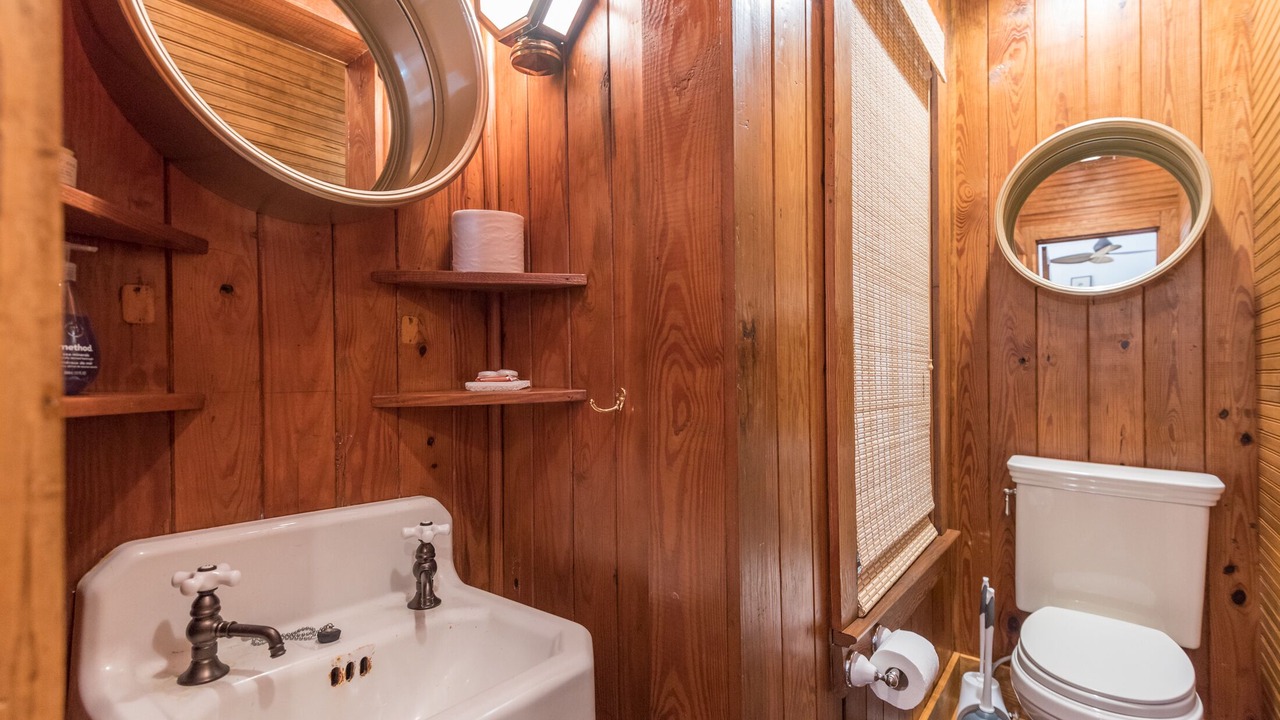 Photo of Bedroom in Isle of Palms