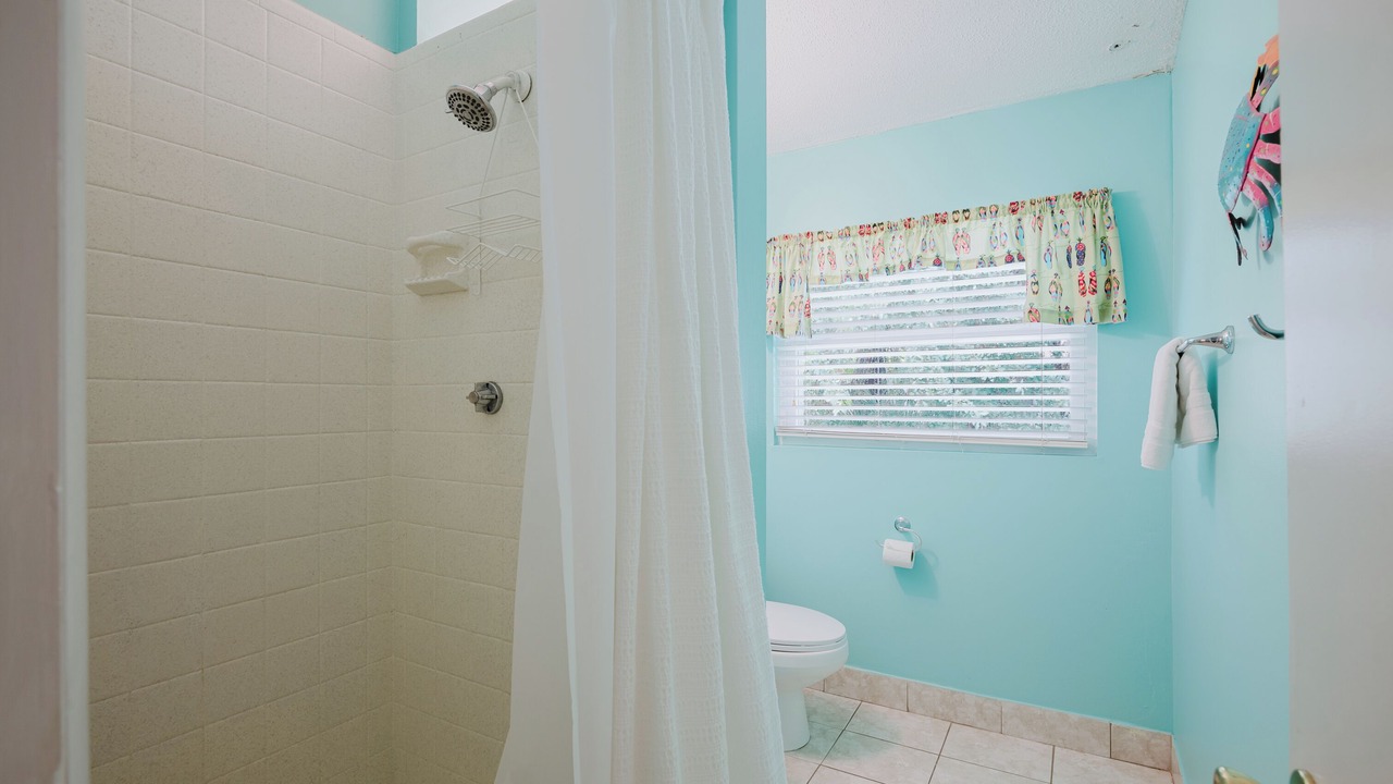 Photo of Bathroom in Folly Field