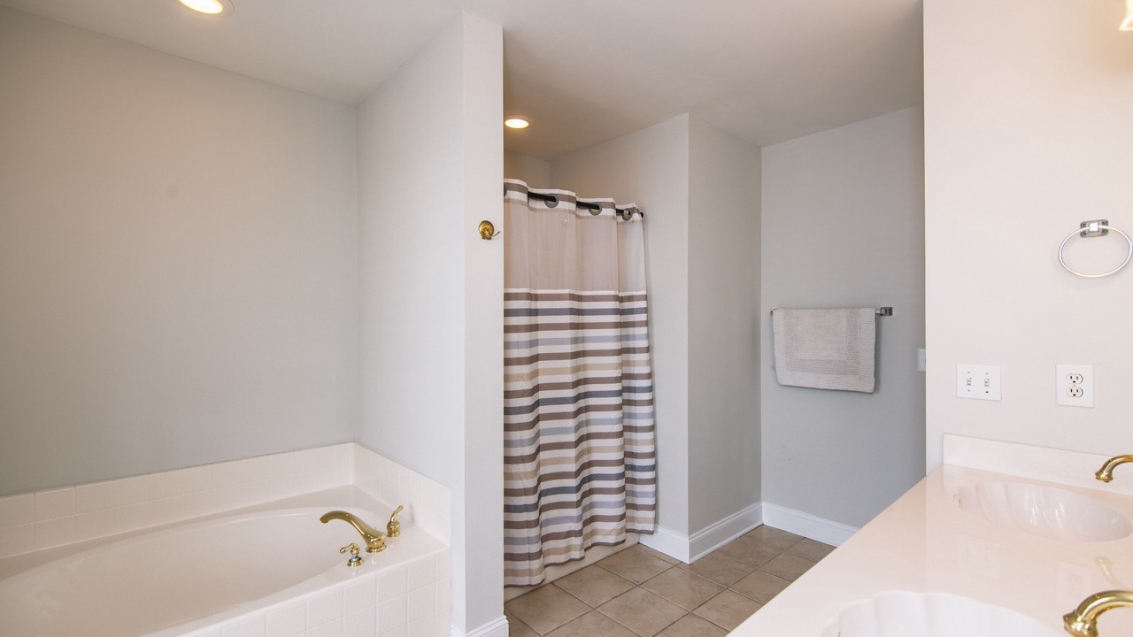Photo of Bathroom in Edisto Island