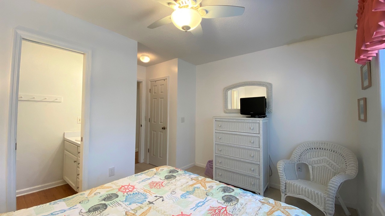 Photo of Bedroom in Edisto Island