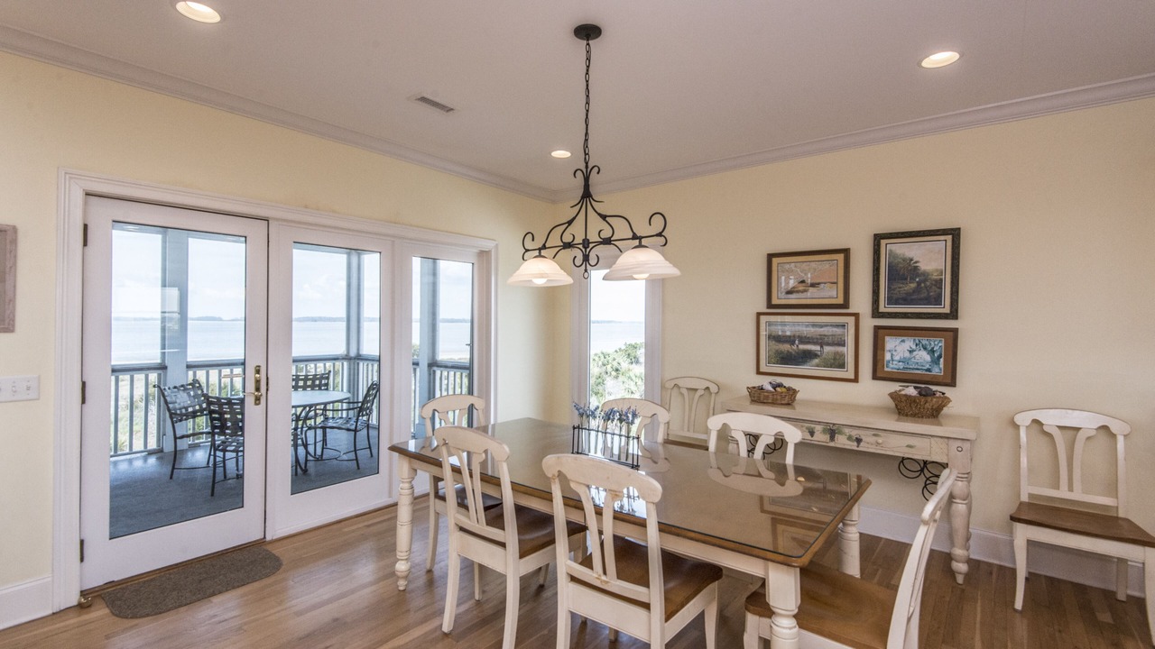 Photo of Livingroom in Edisto Island