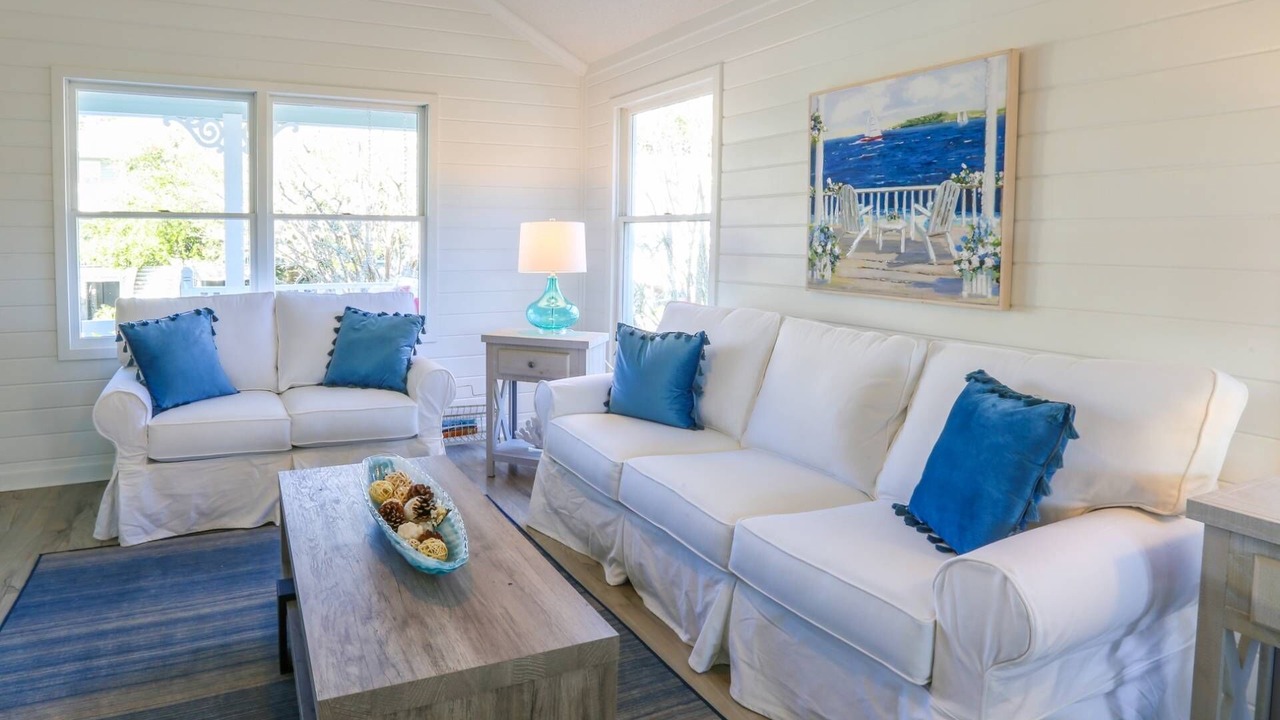 Photo of Bedroom in Pelican Bay