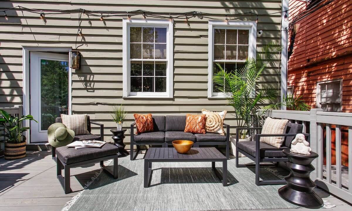 Photo of Patio Balcony in Beach Institute