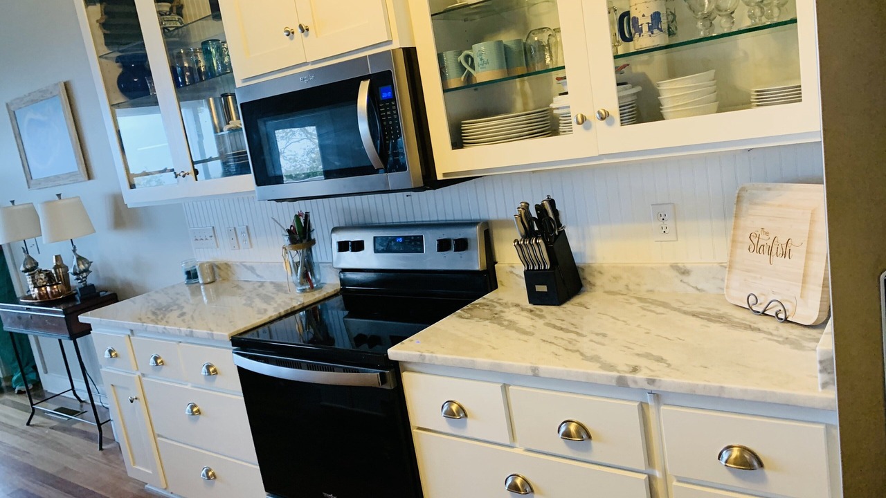 Photo of Kitchen in Oceanmarsh Subdivision